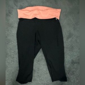 Old Navy crop leggings